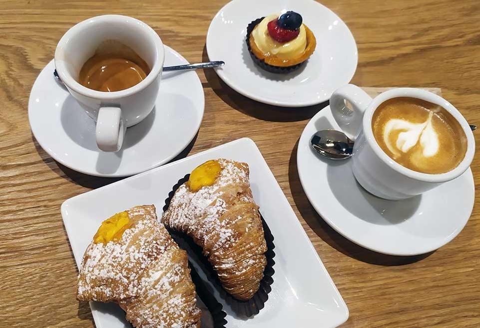 Booking House Acomodação com café da manhã  3*