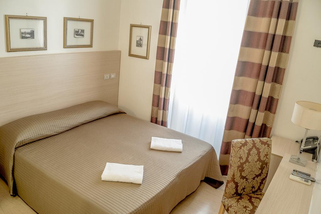 Booking House Acomodação com café da manhã  3*